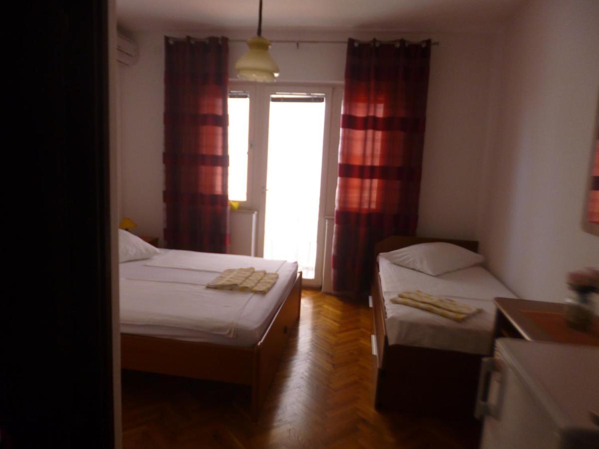 Haus Pehar Hotel Baška Voda Eksteriør billede