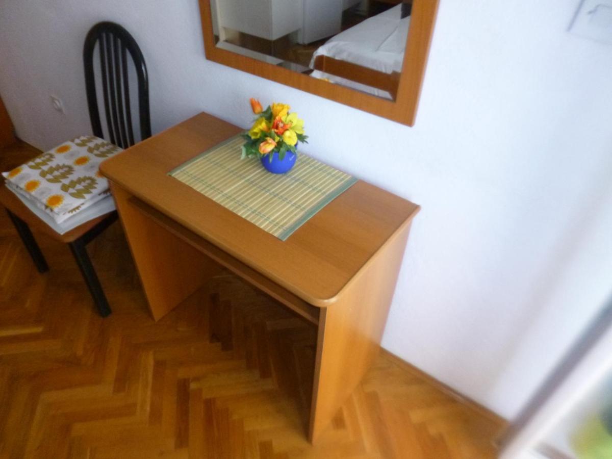 Haus Pehar Hotel Baška Voda Eksteriør billede