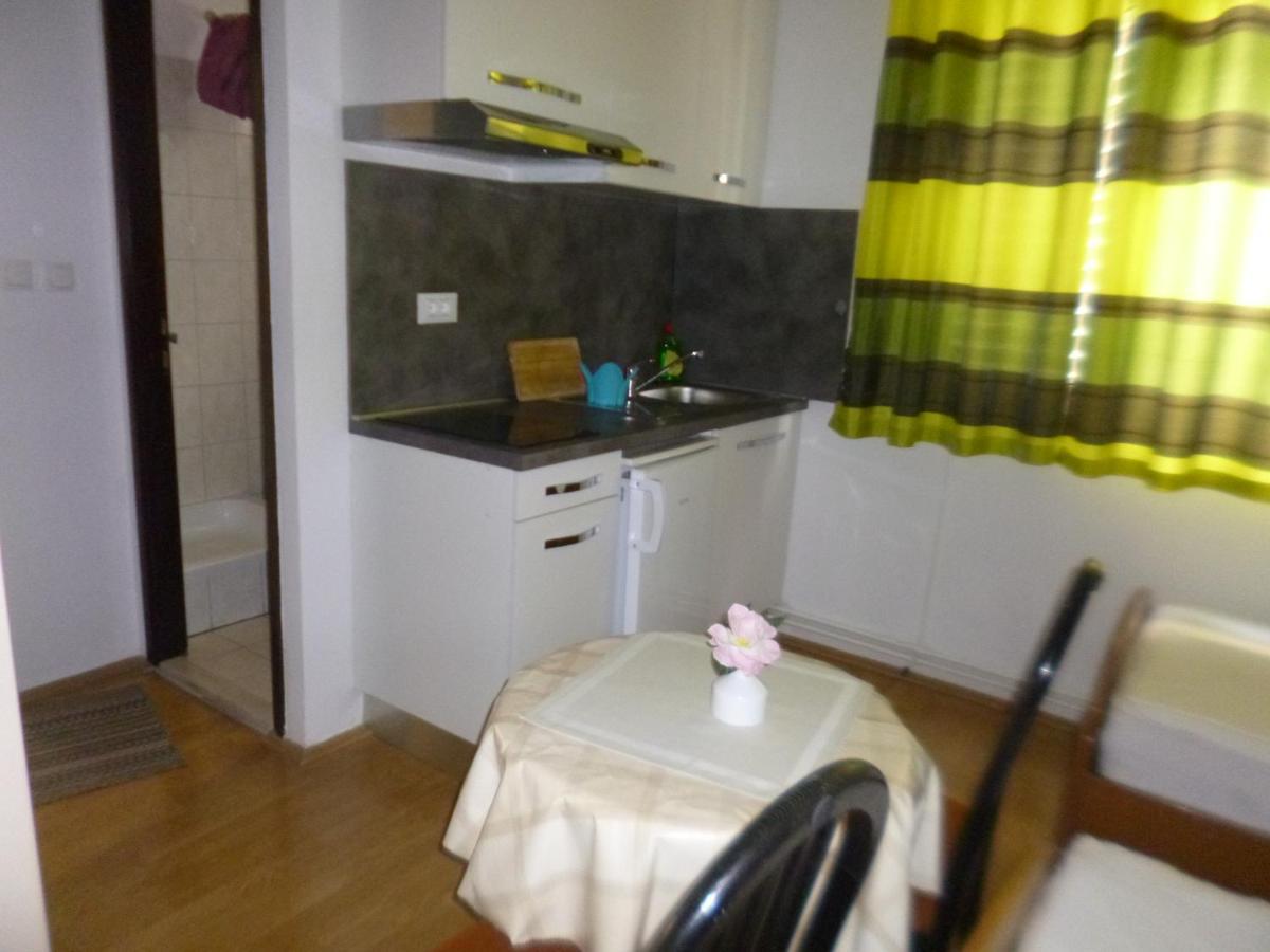 Haus Pehar Hotel Baška Voda Eksteriør billede